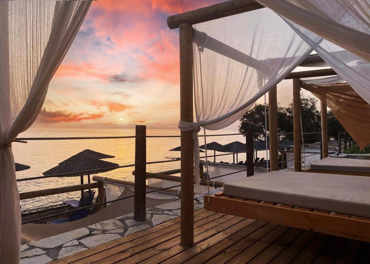 Tsamis Zante Suites (Adults Only) Psarou  Bagian luar foto Sunset at the beach