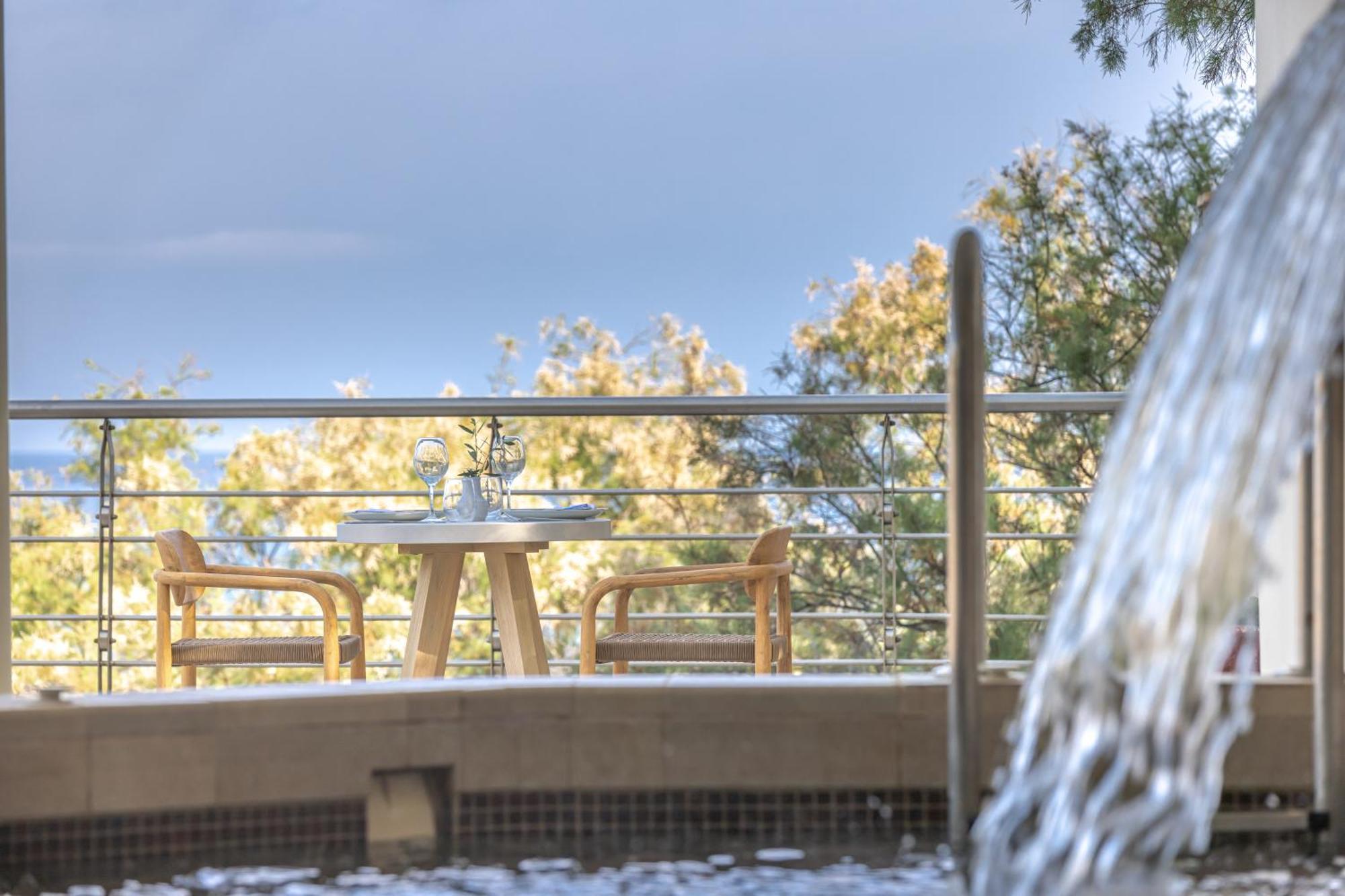 Tsamis Zante Suites (Adults Only) Psarou  Bagian luar foto The outdoor spa at the hotel