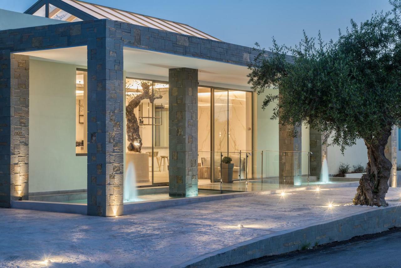Tsamis Zante Suites (Adults Only) Psarou  Bagian luar foto Entrance of the museum